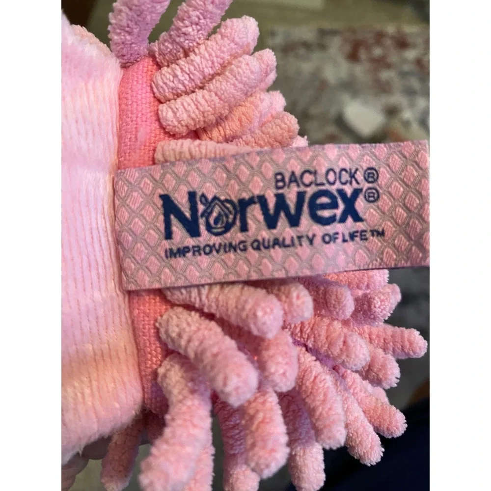 Norwex Kids Pet To Dry Chenille Microfiber Hand Towels Pig and Bear 2 Pack